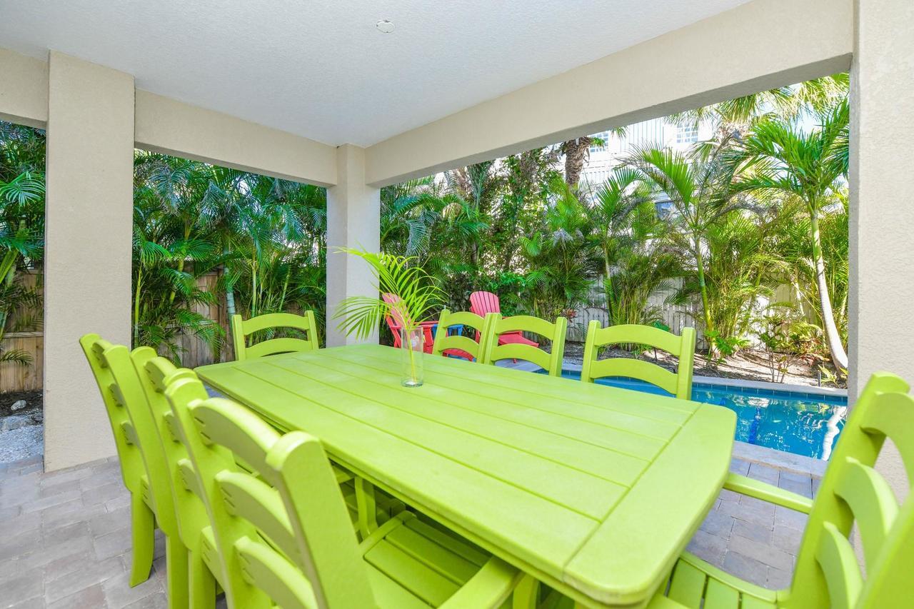 Nautical Tides Villa Брейдентон Бийч Екстериор снимка